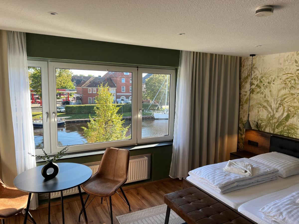 Gemuetliches Studio Im Stadtkern Mit Kanalblick Emden Bagian luar foto